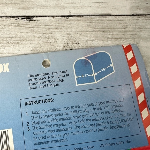 CHRISTMAS MAILBOX COVER SANTA NEW IN PACKAGE - Picture 4 of 5